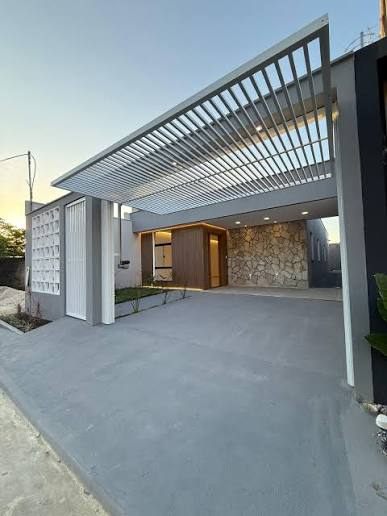 Fachada residencial moderna em Manaus