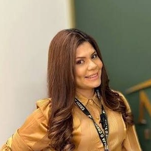 Suzinayra Marie, corretora de imóveis